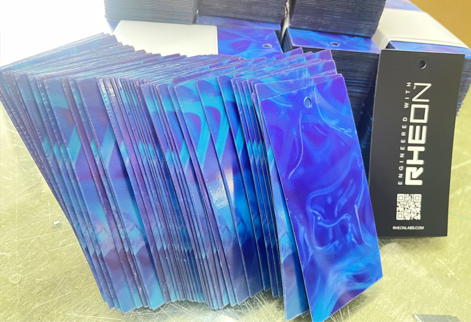 能否幫我設計稿件？